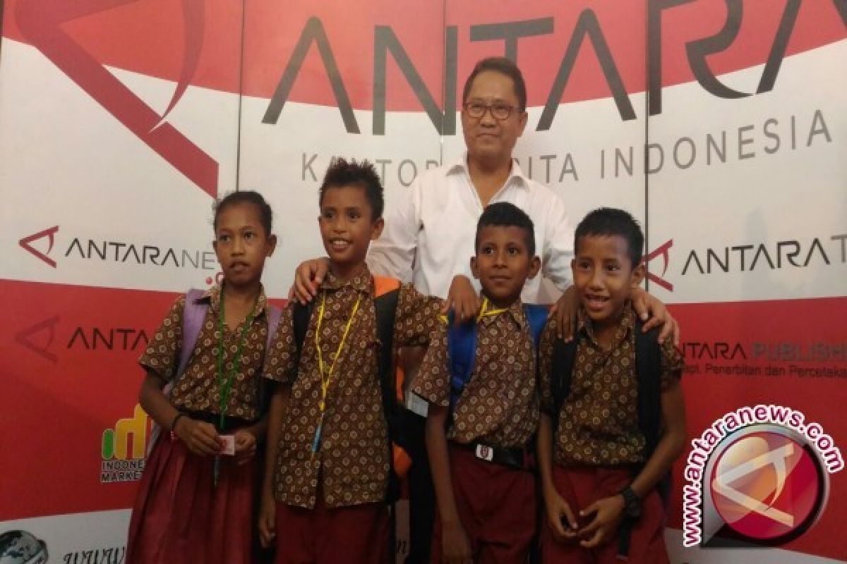 Menkominfo kunjungi anjungan LKBN Antara