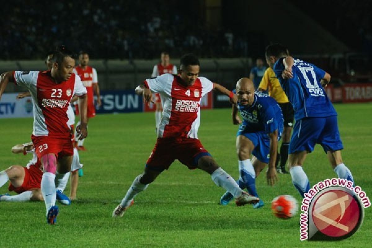 Tak dimainkan PSM lawan Persela, Hamka dkk tanding uji coba di Makassar