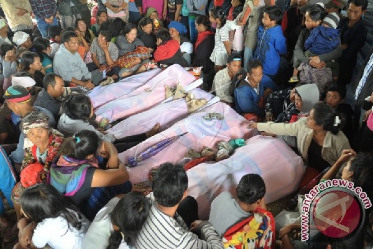 12 Orang Tewas Tertimbun Longsor Di Kintamani