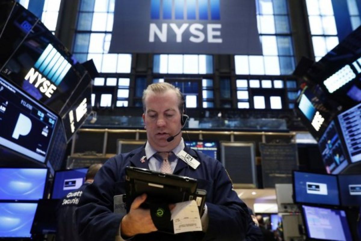 Pernyataan Trump picu Wall Street terus menguat