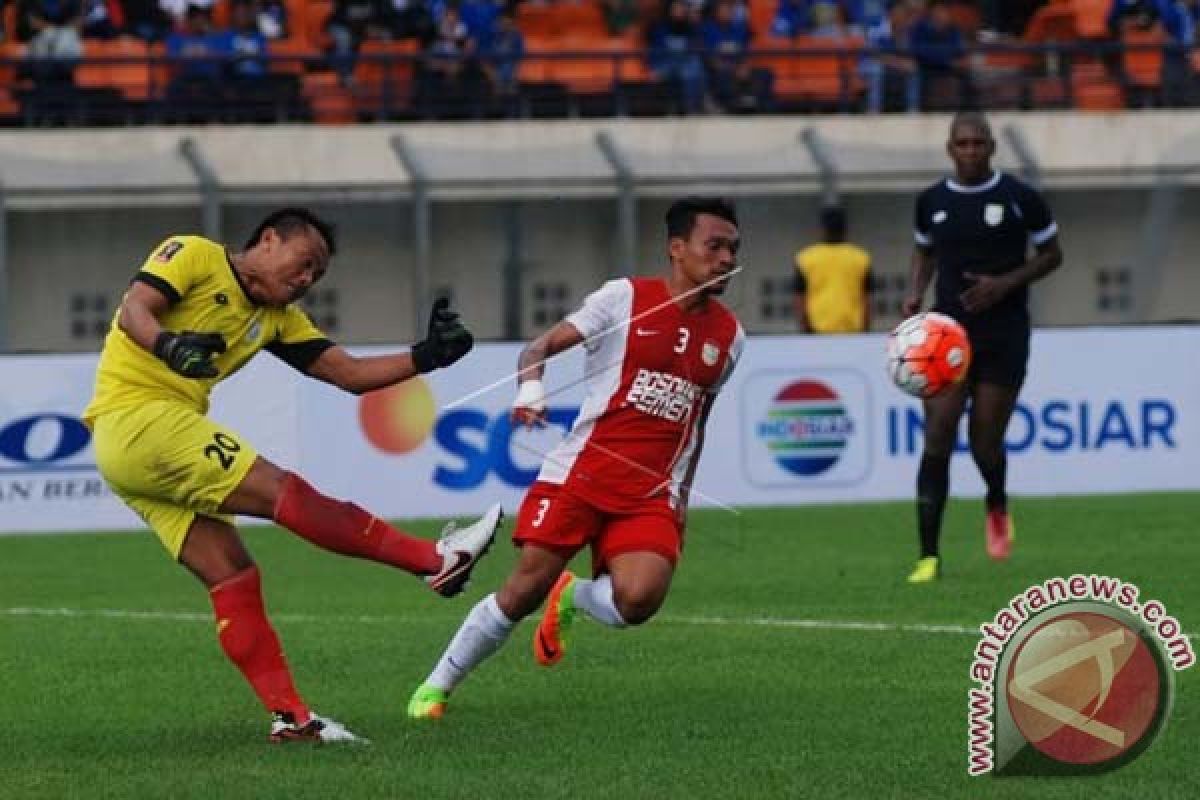 Robert Aberts Beryukur Meski Dikalahkan Persela Lamongan 