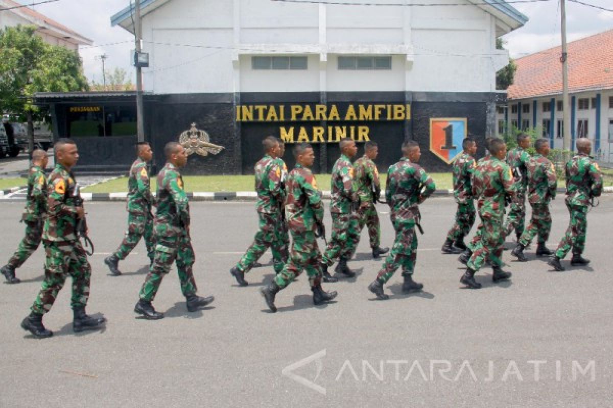 Puluhan Taruna Korps Marinir Kunjungi Batalyon Taifib-1