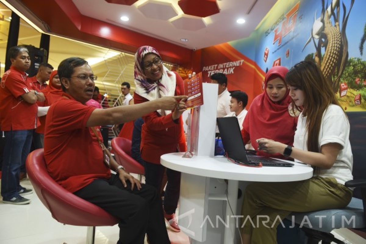 Telkomsel Perbanyak Layanan Grapari Di Pusat Perbelanjaan Antara News Jawa Timur 6560