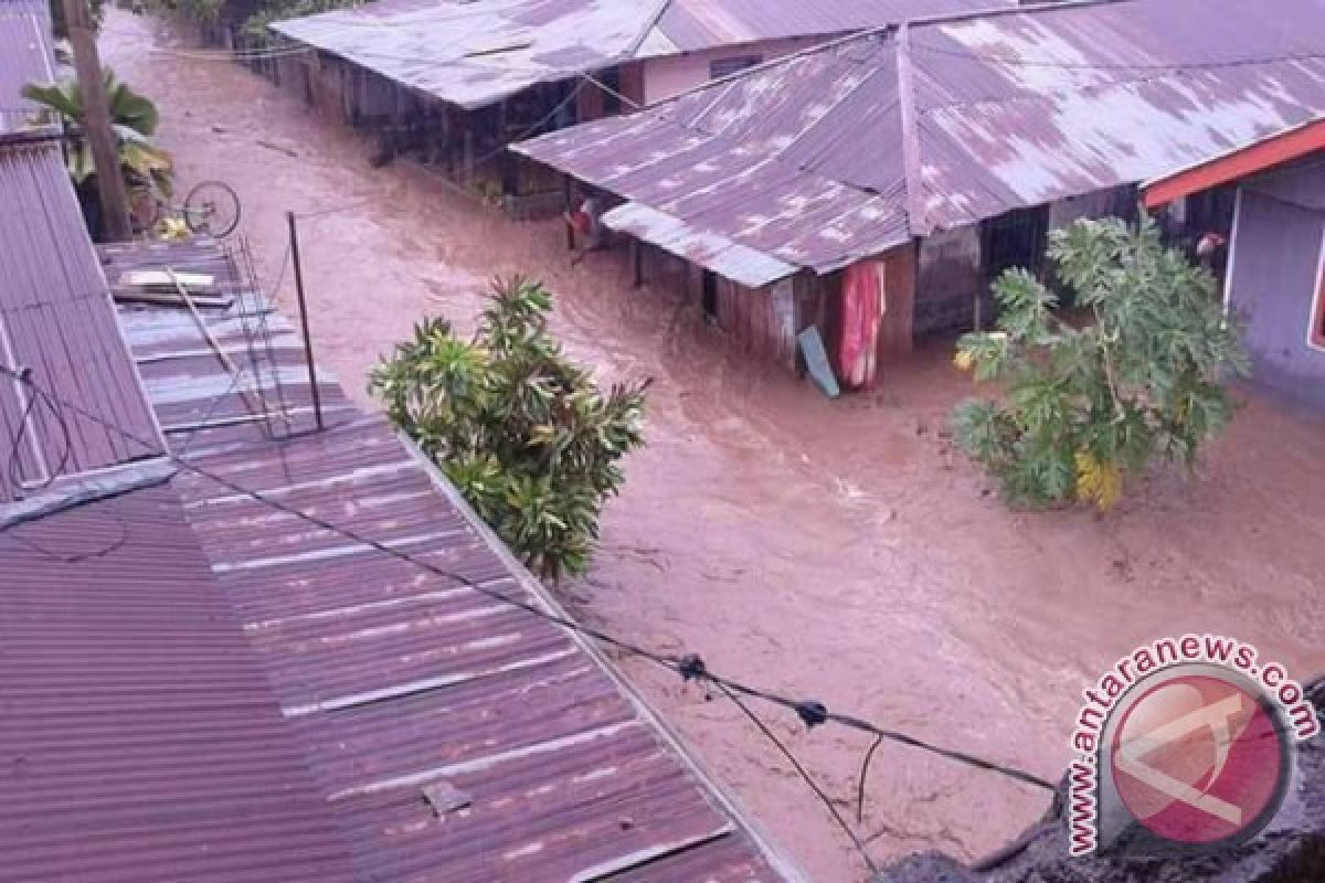 5.179 Warga Bitung Mengungsi Akibat Bencana