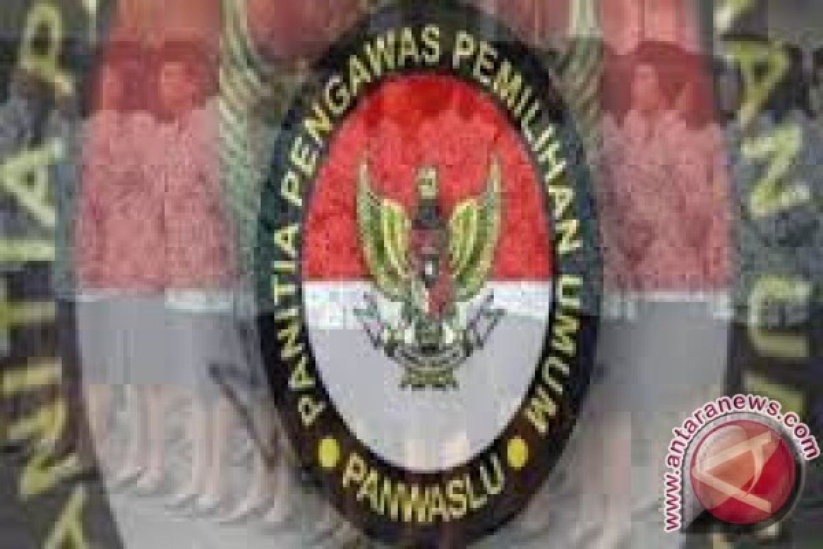 Bersihkan APK Paslon, Panwas Kolaka bentuk tim