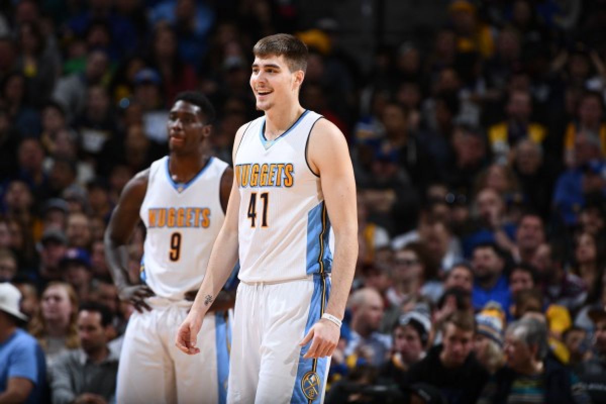 Ringkasan pertandingan NBA, Nuggets samai rekor tembakan tiga angka