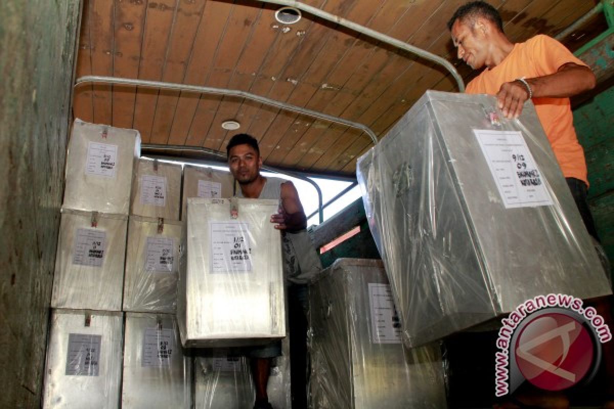 KPU Kupang distribusikan logistik untuk daerah terluar