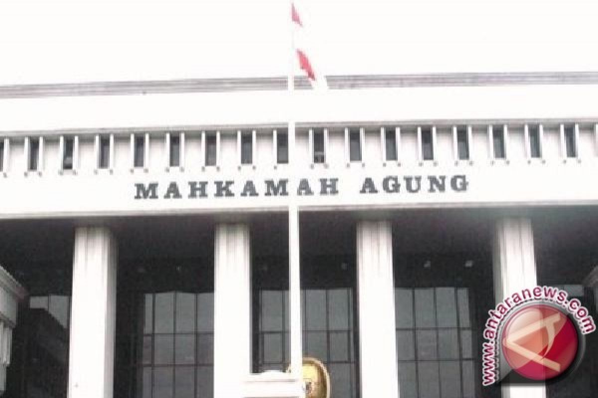 MA nonaktifkan ketua PN Bengkulu