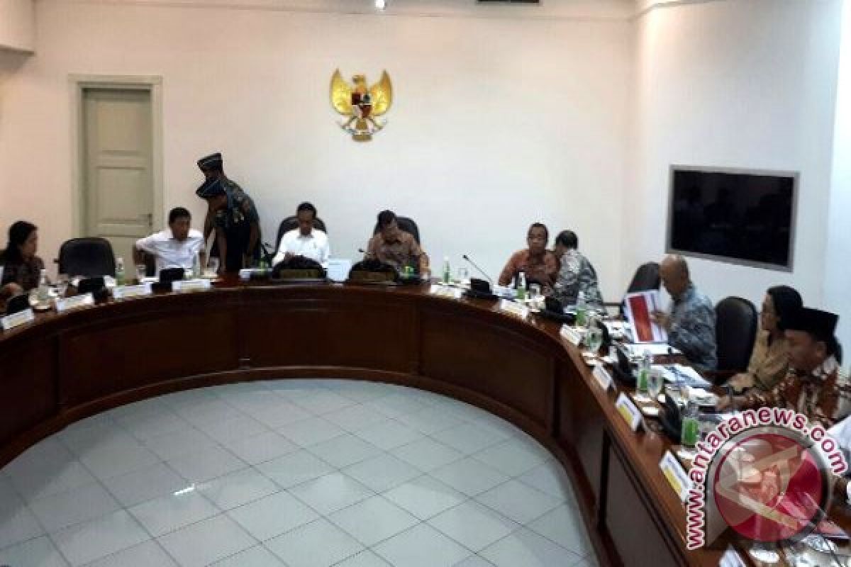 Kalteng Diingatkan Tidak Bergantung Minerba Dan Hutan 