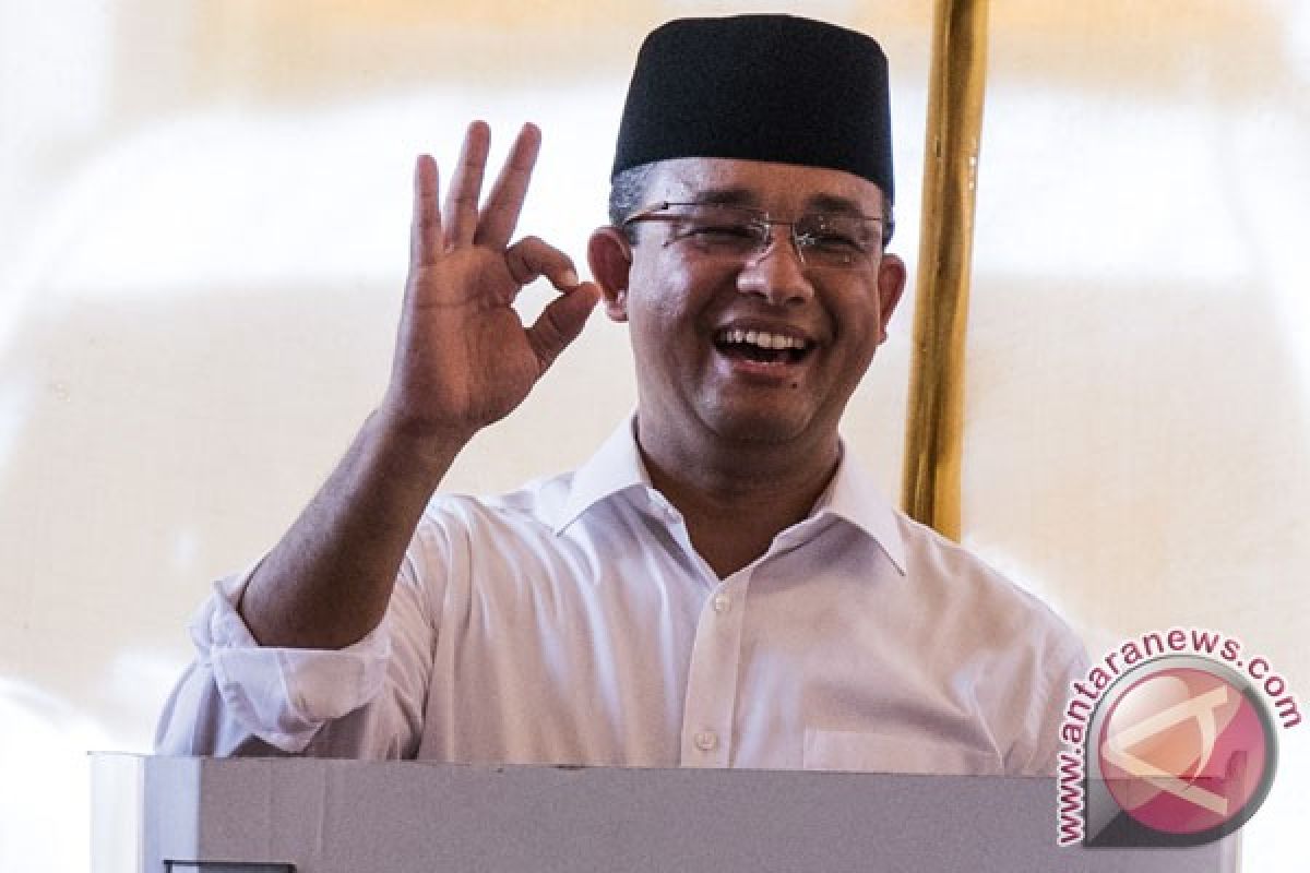 Anies ingin belajar jadi gubernur dari Aher