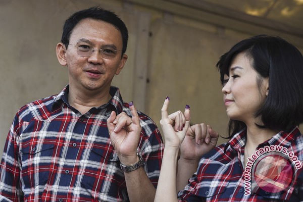 Beredar kabar Ahok gugat cerai, ini tanggapan pengacara