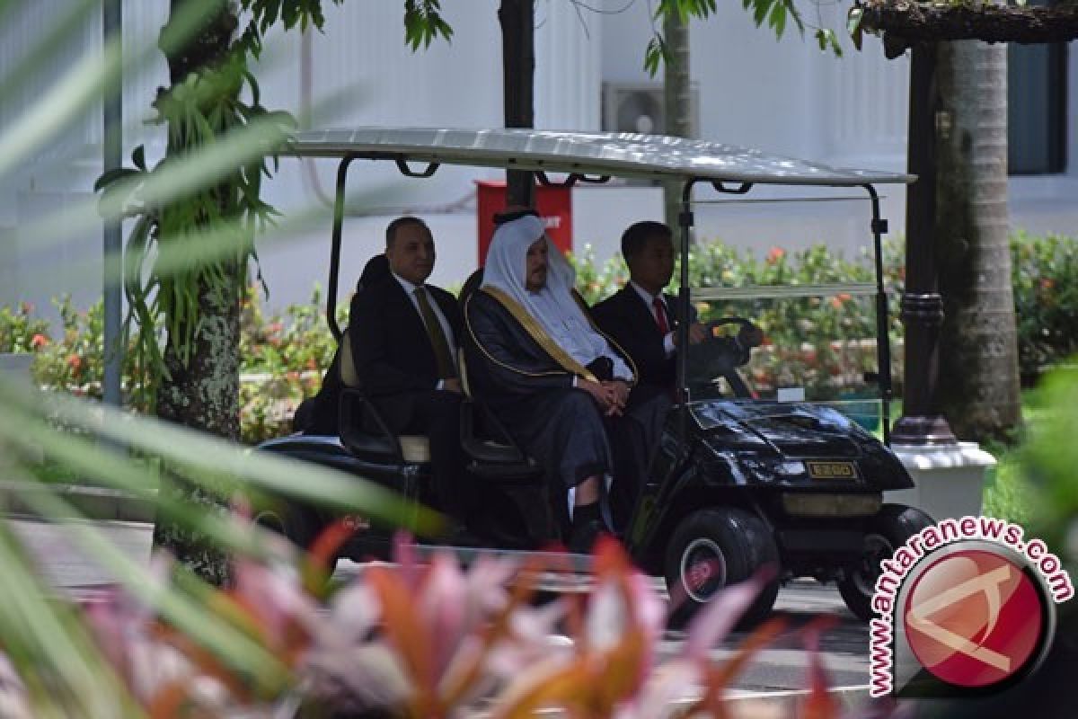 Presiden Jokowi Terima Ketua Majelis Syura Arab Saudi 