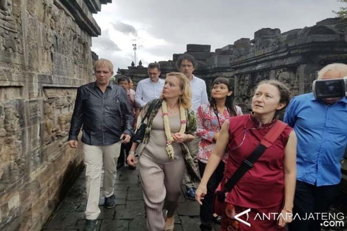 Dutch Minister Of Education Visits Borobudur Temple