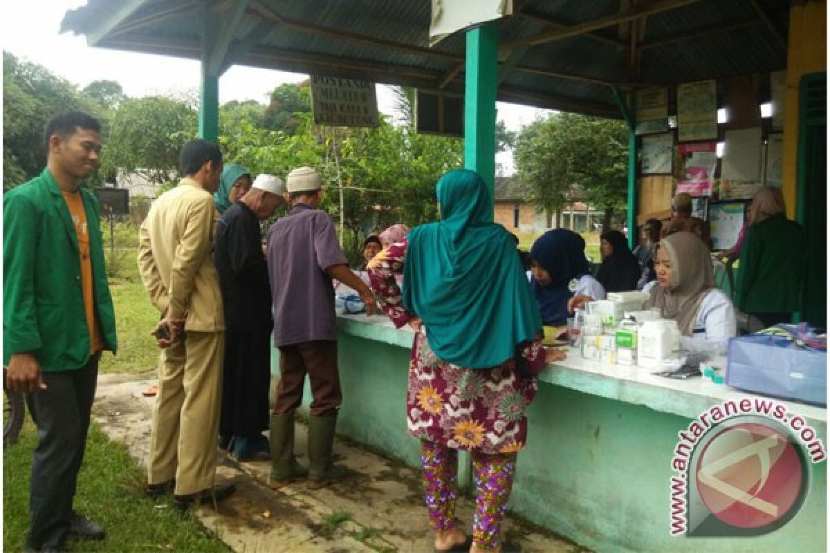 Posyandu rutin layani pemeriksaan kesehatan para Lansia