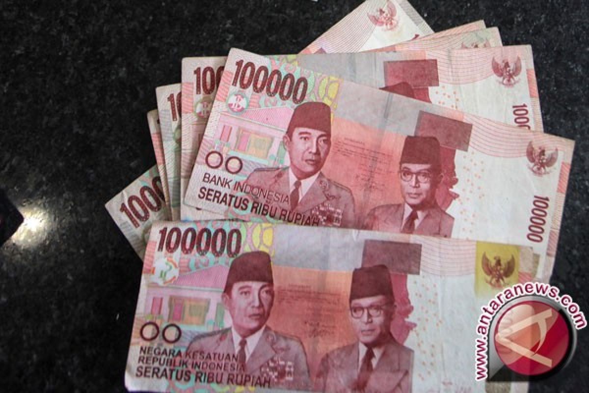 Rupiah Naik 10 Poin