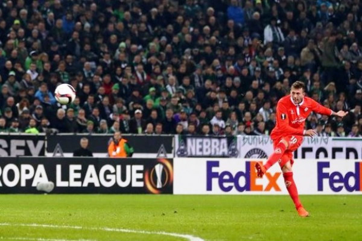 Fiorentina menang 1-0 di markas Gladbach