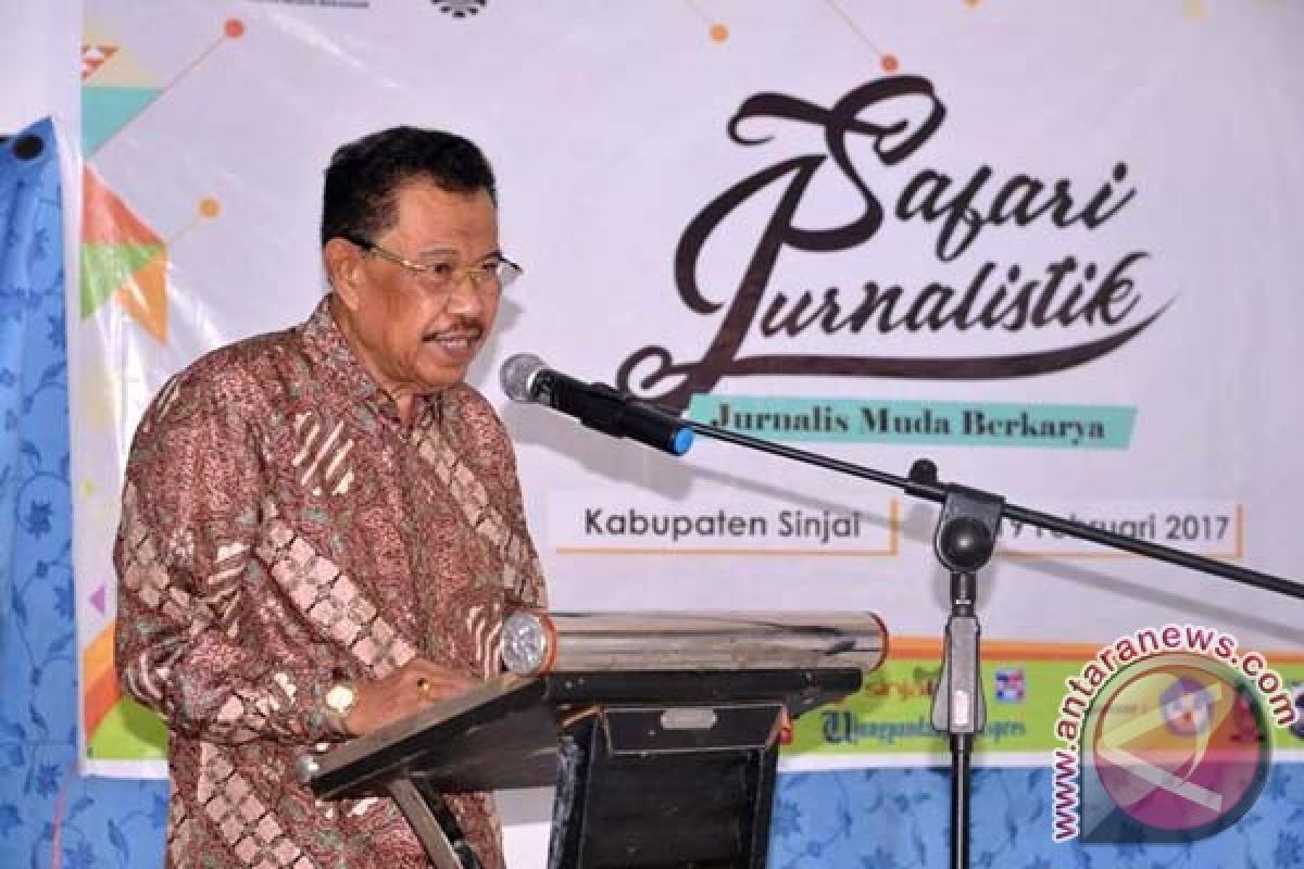 Bupati Sinjai Buka Safari Jurnalistik LPMP UNM