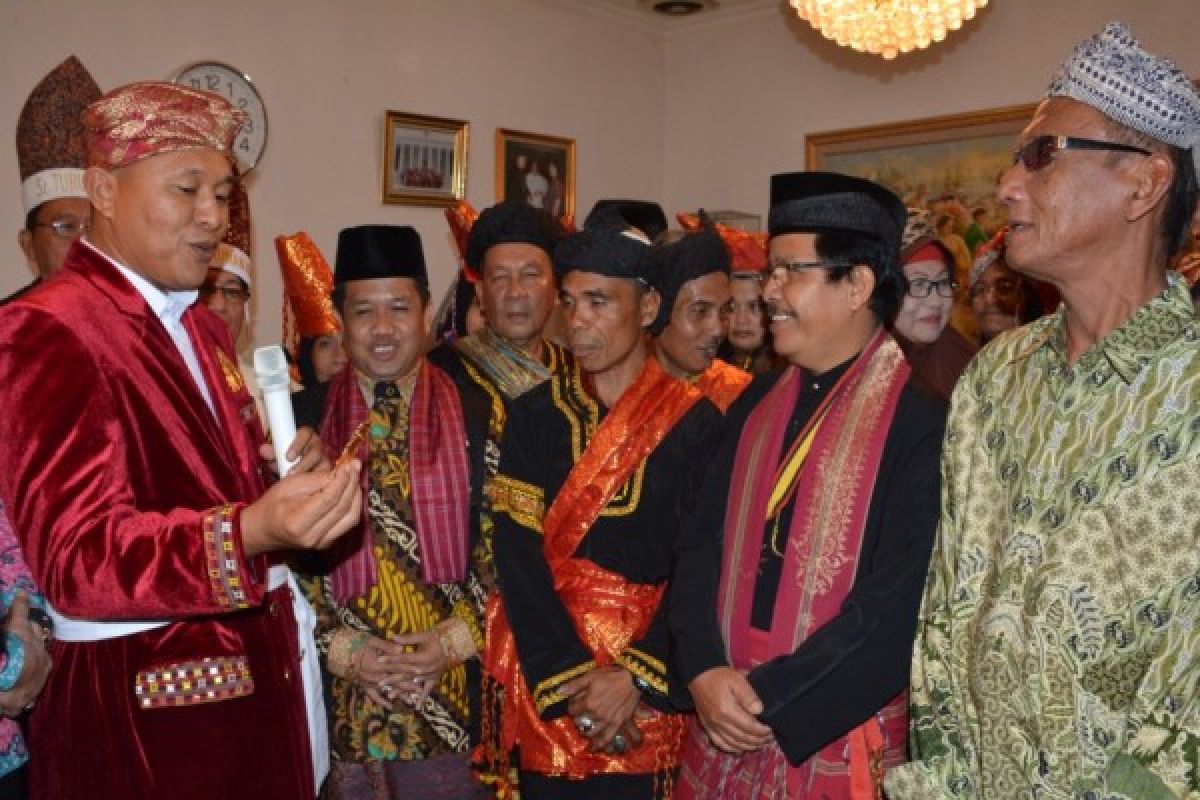 Bupati Lampung Tengah Apresiasi Kunjungan Tokoh Adat Tan Malaka
