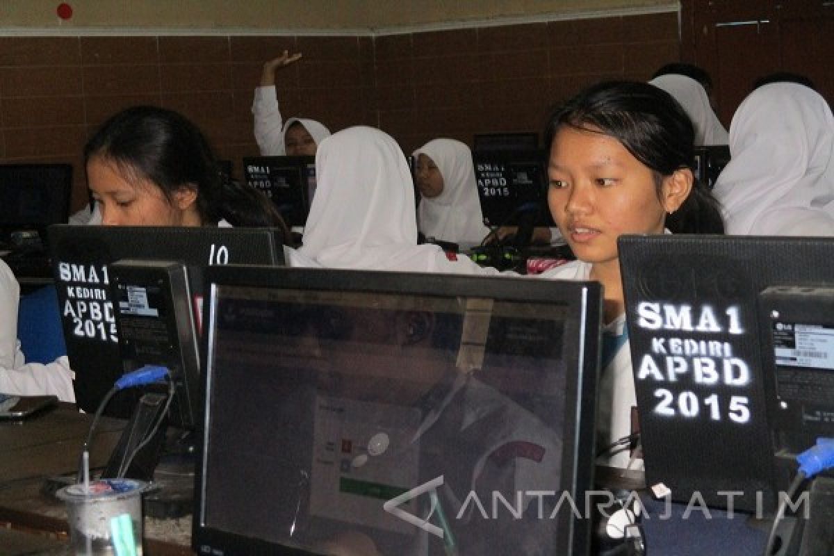  Sejumlah Sekolah di Kediri Bergabung Laksanakan UNBK