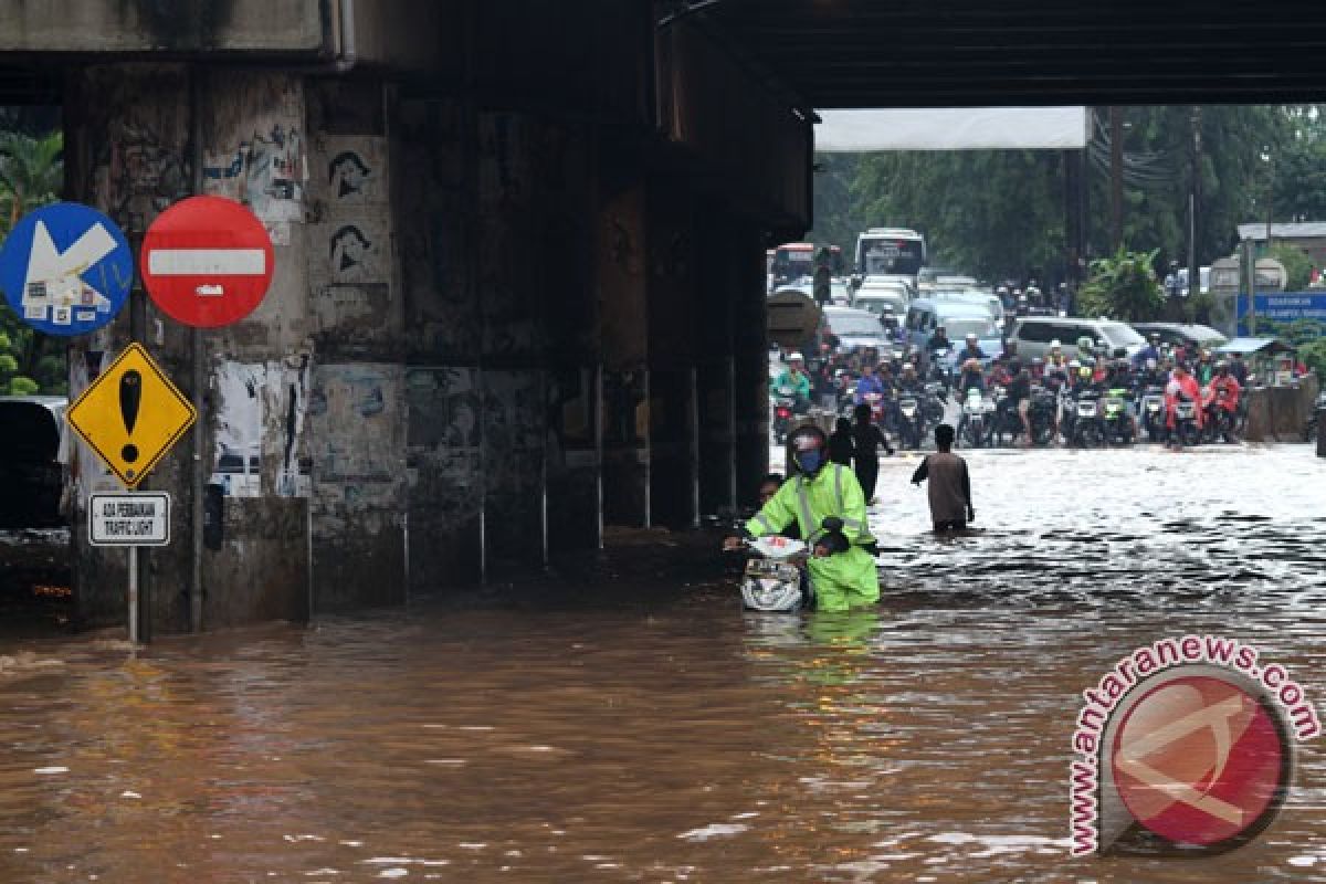 Polisi desak Pemkot Bekasi segera atasi banjir jalur Kalimalang