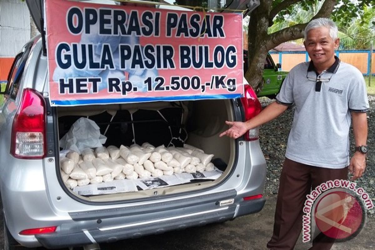 Bulog Kotabaru Gelar Operasi Pasar Gula Pasir 