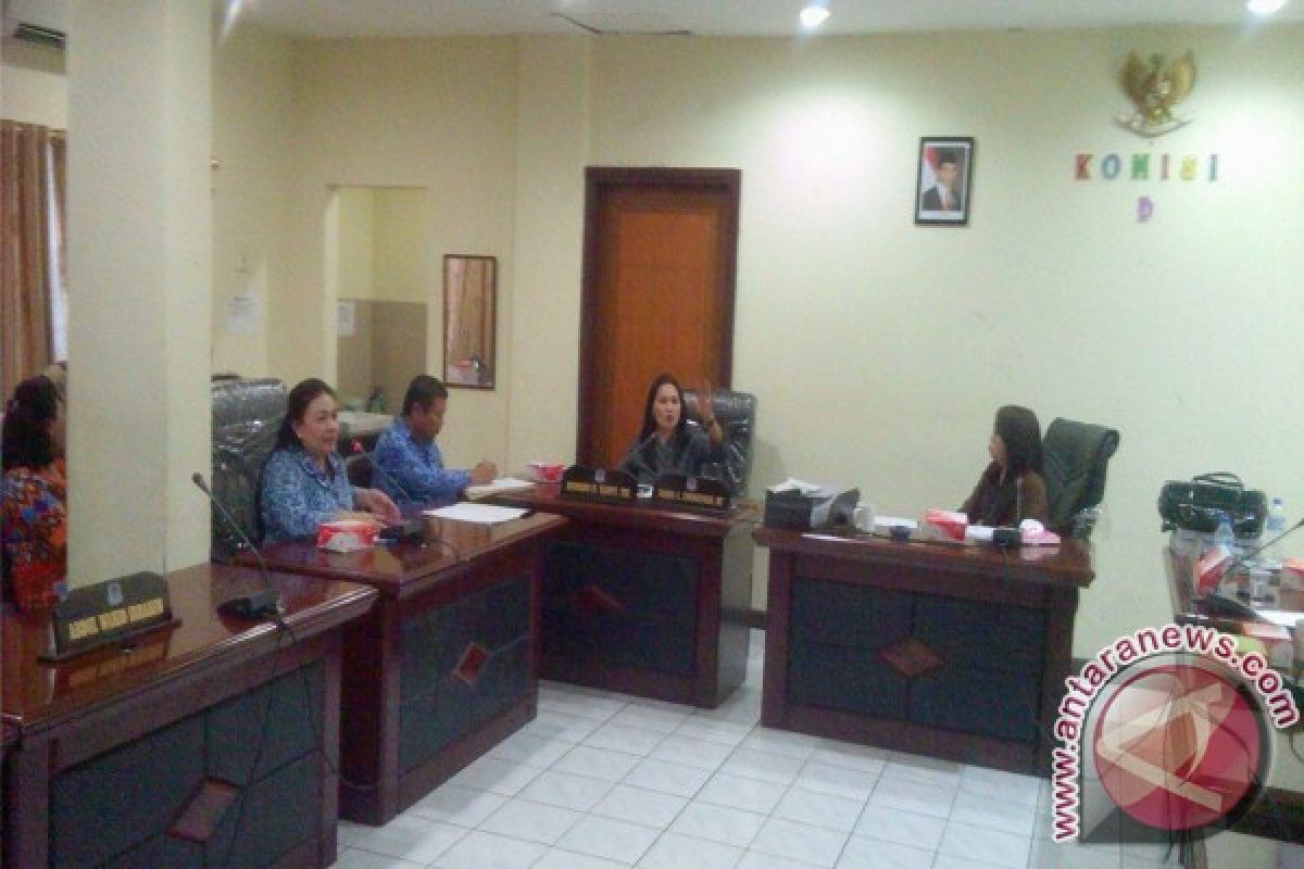 Komisi D DPRD  Manado Ingatkan Sosialisasi "full Day School" 