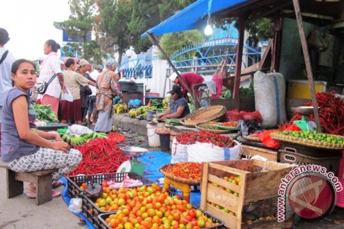 Kebutuhan pokok di Ambon stabil