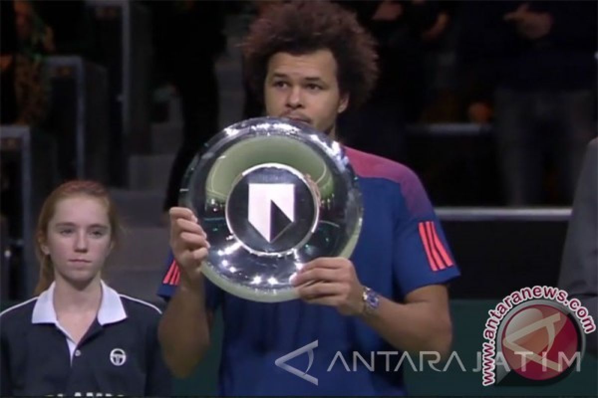 Tsonga Juarai Turnamen Rotterdam 