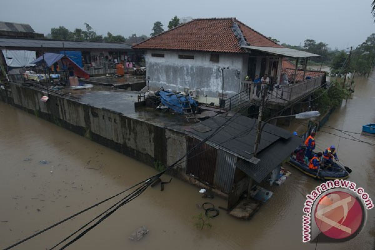 Istilah banjir dan genangan air menurut BNPB