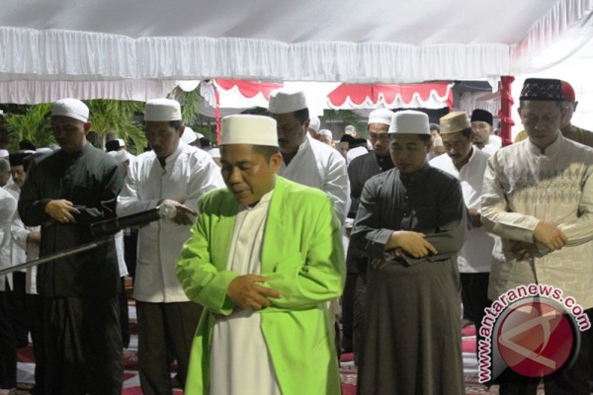 Solat Hajat di Rumah Dinas Baru