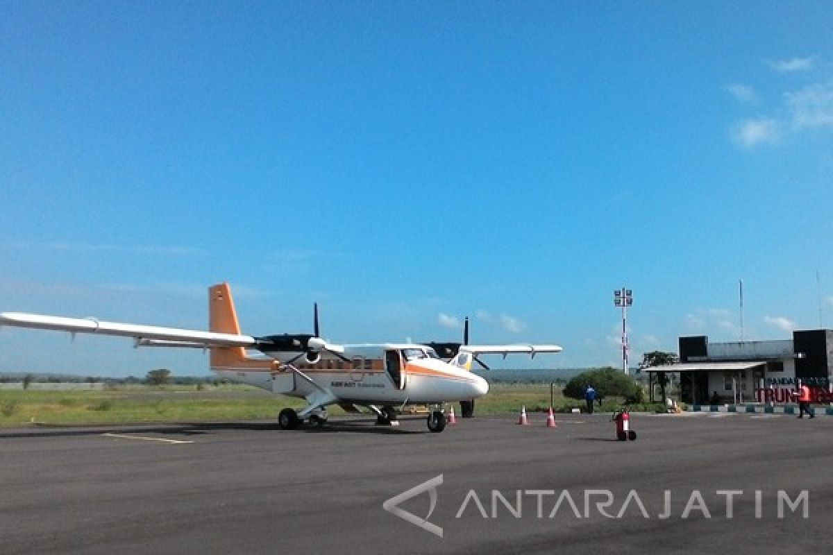 Penerbangan Terakhir Pesawat Perintis Sumenep-Surabaya tanpa Penumpang