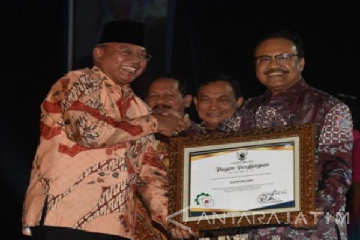 Bupati Malang Pembina LKS Bipartit Terbaik Jatim