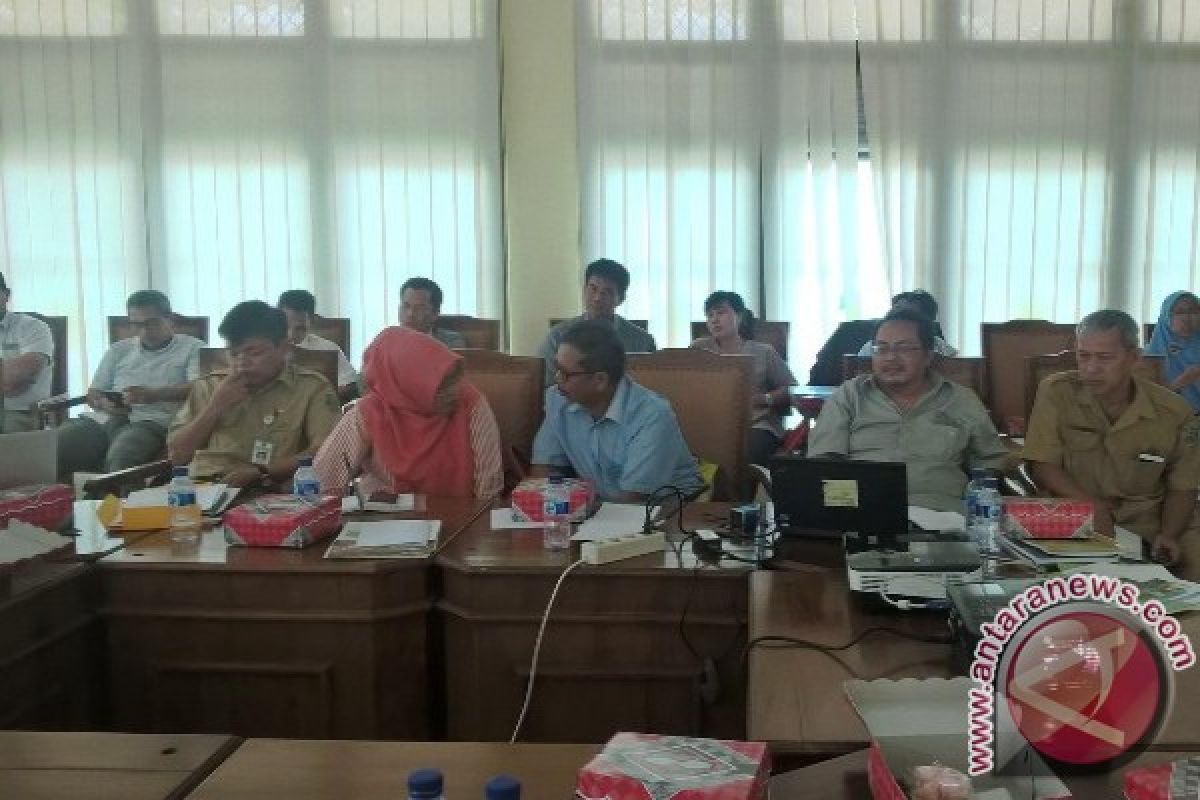 TNC Arahkan Perusahaan Kayu Gunakan Mesin Pancang 