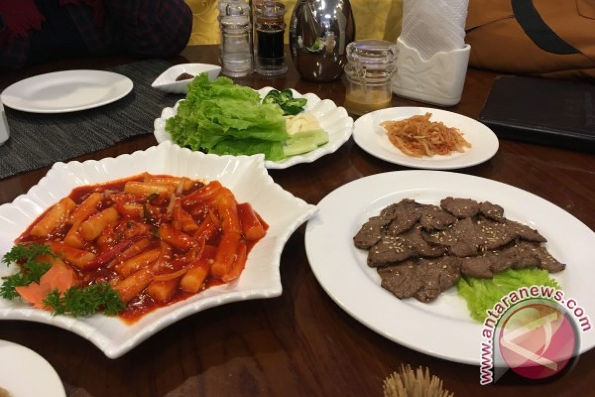 Mencicipi makanan Korea Utara di Pyongyang Restaurant