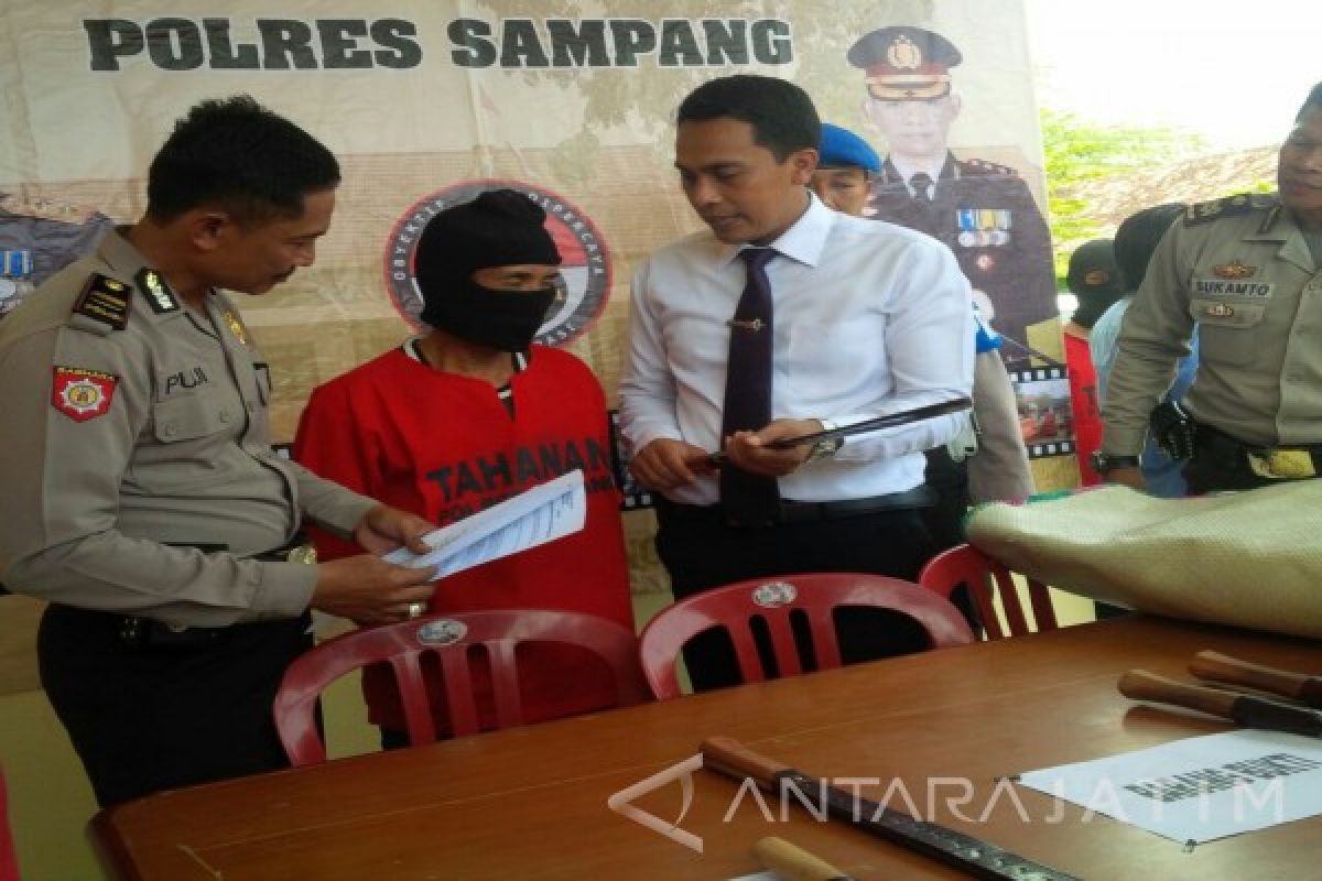 Polres Sampang Gagalkan Penyelundupan Celurit ke Jakarta
