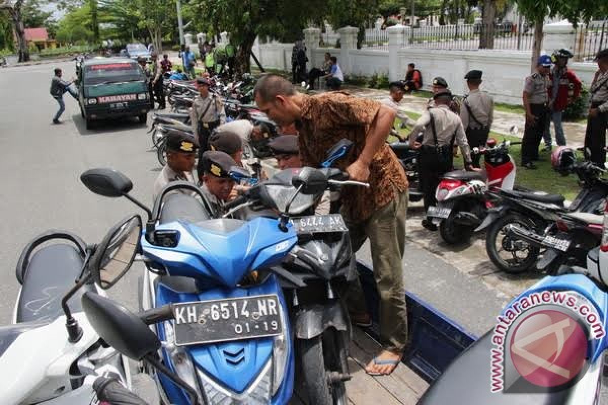 Polres Palangka Raya Jaring Puluhan Pengendara Tak Bawa Surat Izin