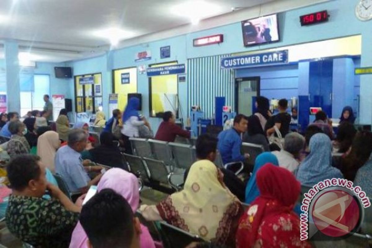 Imigrasi Palembang siapkan  petugas khusus bantu daftar daring