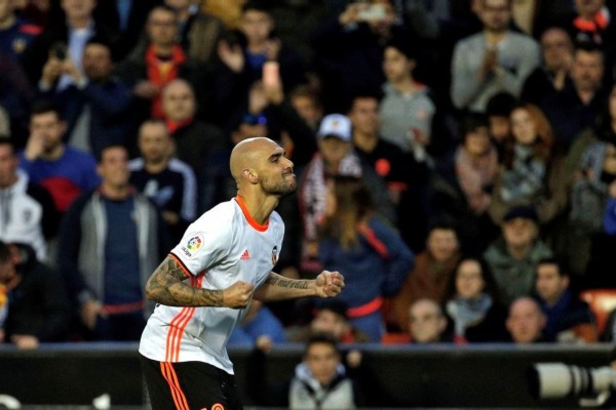 Simone Zaza pimpin lini depan Valencia hadapi Las Palmas