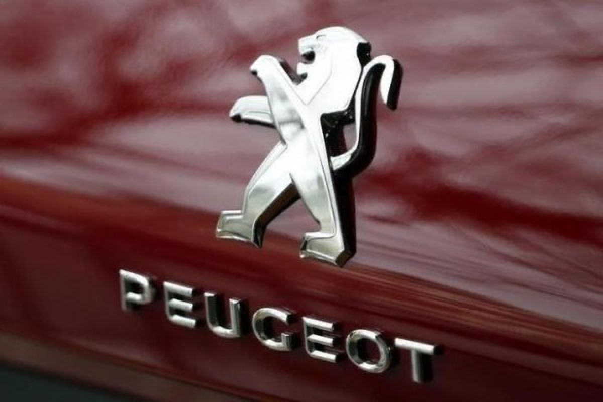 Seluruh mobil Peugeot akan tersedia versi listrik mulai 2025