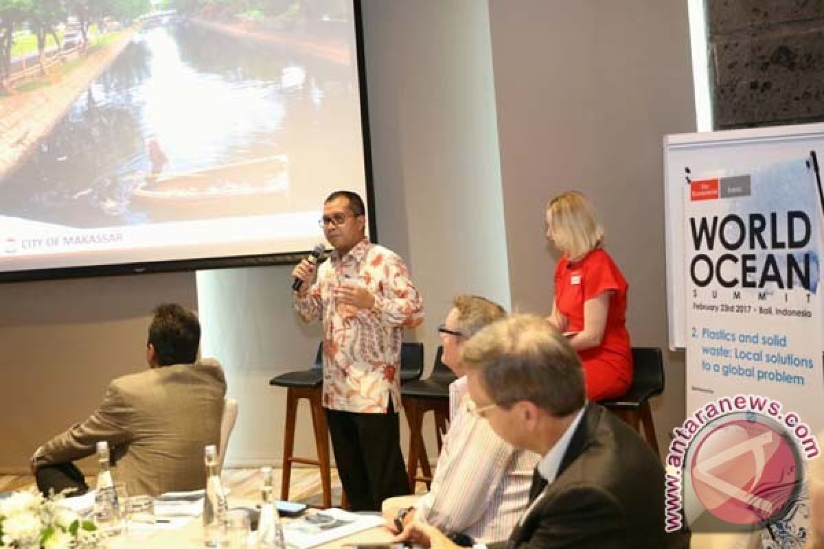 Wali Kota Makassar Bahas Sampah Di WOC