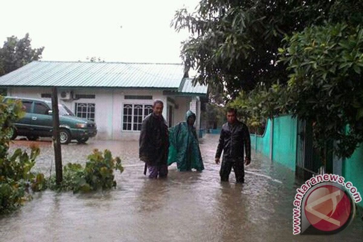 Beberapa Kawasan di Karimun Kebanjiran