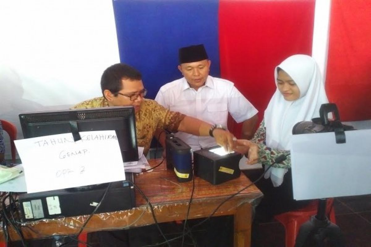 Lampung Tengah Datangi Sekolah Buat E-KTP  Pelajar 