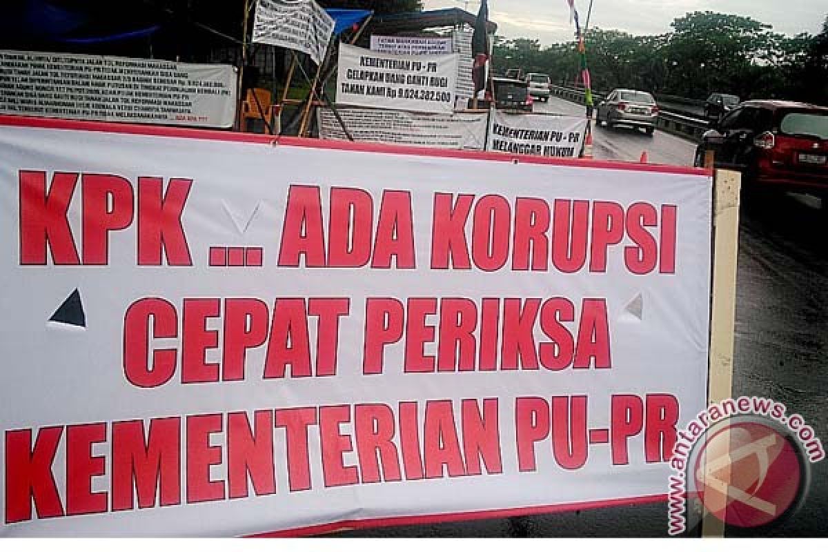 Jelang Kedatangan Wapres Tenda Tol Reformasi Dibongkar 