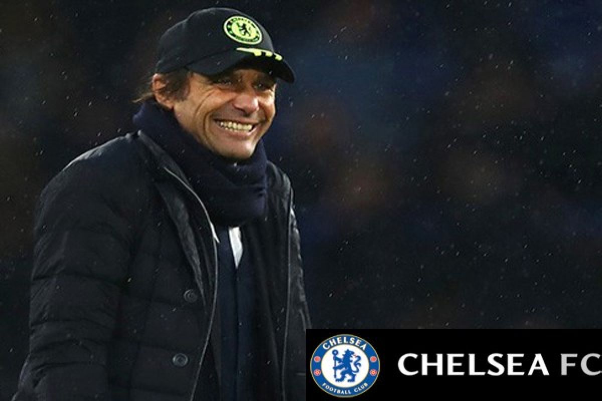 Conte terobsesi mendatangkan Danilo