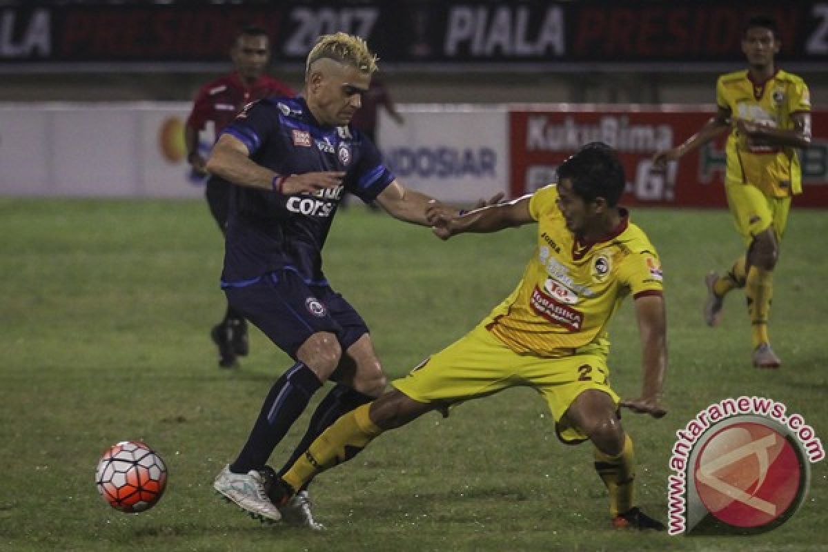 Madura United pecat Cristian Gonzales
