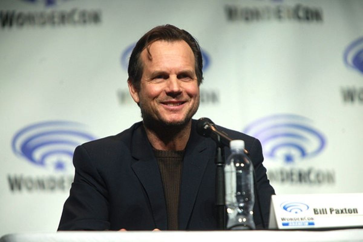 Aktor Bill Paxton meninggal dunia