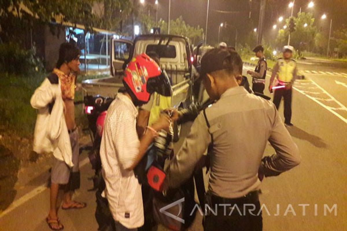 Polres Bangkalan Tekan Kasus Kriminal dengan Operasi Malam Hari