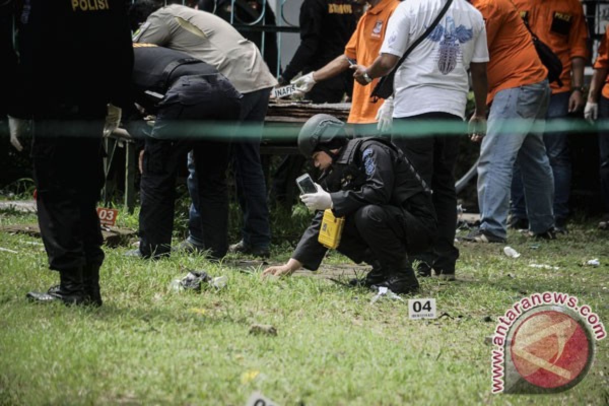 Polisi geledah beberapa tempat pascabom Bandung