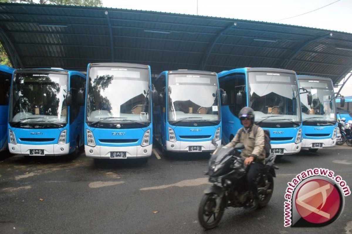 Kendari siapkan 13 bus alternatif rute bandara-pelabuhan