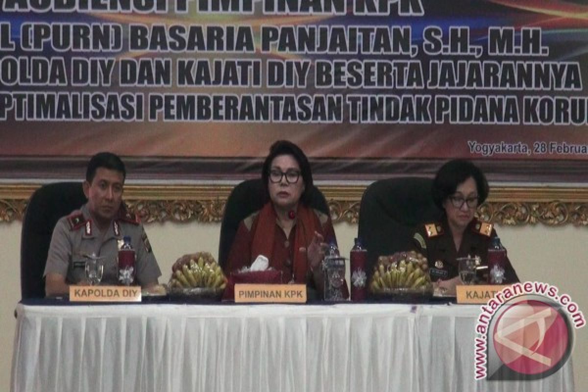 KPK kuatkan lembaga hukum DIY tangani korupsi